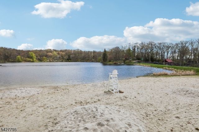 11 Alamoosook Rd, Vernon Twp., NJ 07422