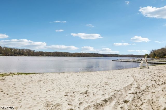 11 Alamoosook Rd, Vernon Twp., NJ 07422