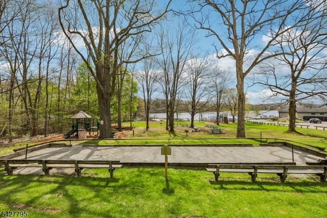 11 Alamoosook Rd, Vernon Twp., NJ 07422