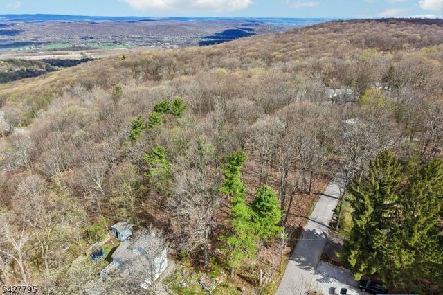 11 Alamoosook Rd, Vernon Twp., NJ 07422