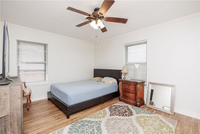 853 Belmeade Dr, Corpus Christi, TX 78412