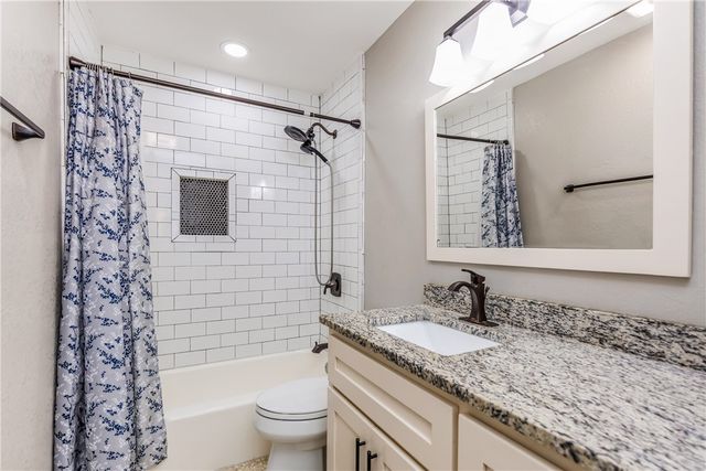 853 Belmeade Dr, Corpus Christi, TX 78412