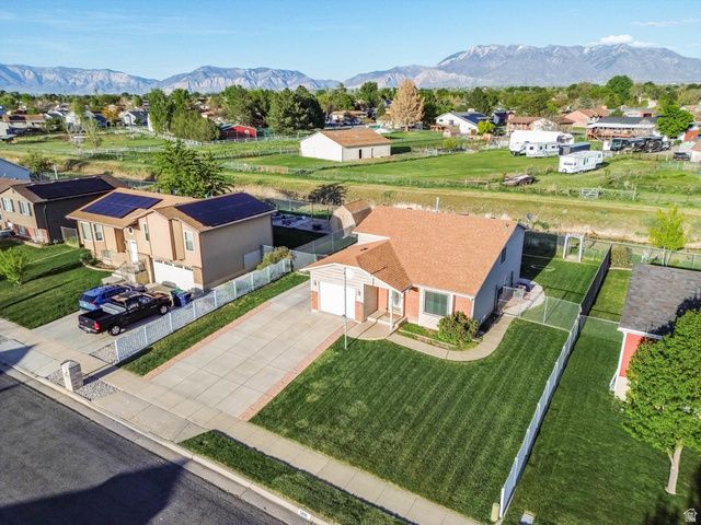 5896 S 3950 W, Roy, UT 84067