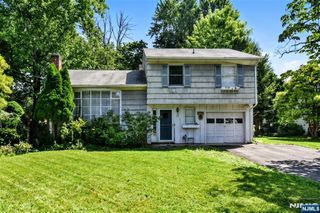 68 Sycamore Avenue, Ho-ho-kus, NJ 07423