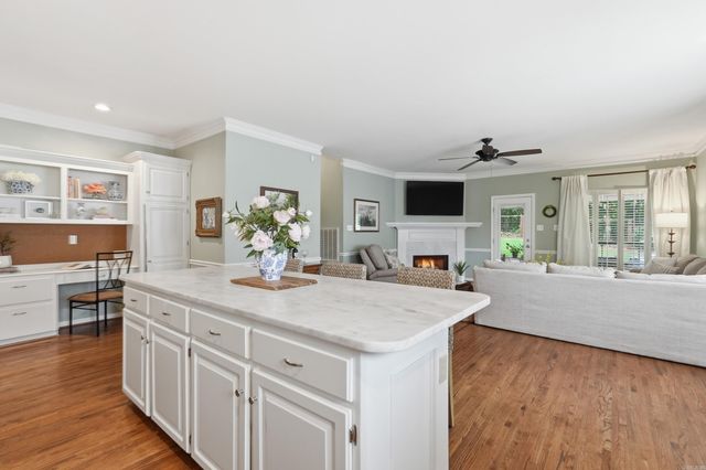 50 Rocky Valley Cove, Little Rock, AR 72212
