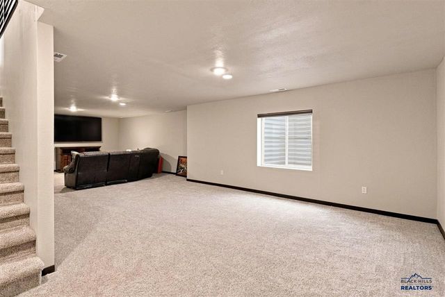 1011 Mac Lane, Spearfish, SD 57783