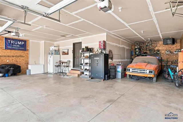 1011 Mac Lane, Spearfish, SD 57783