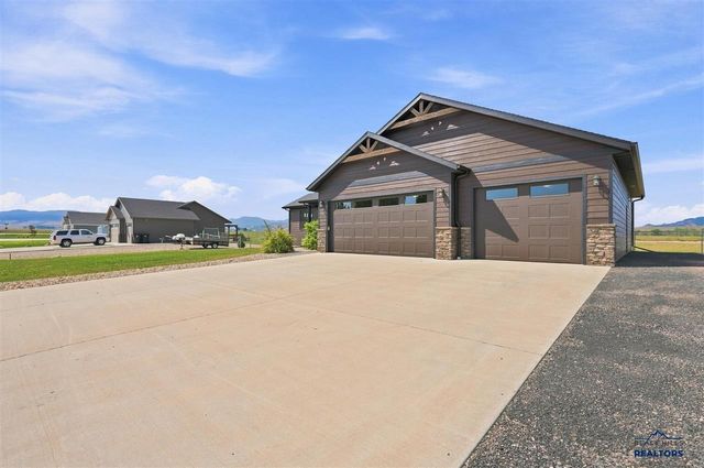 1011 Mac Lane, Spearfish, SD 57783