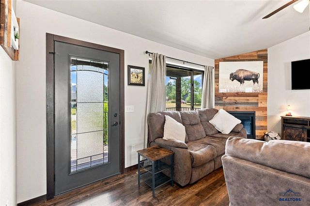 1011 Mac Lane, Spearfish, SD 57783