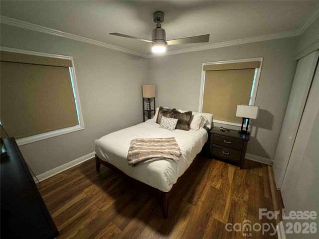 4400 Winedale Lane, Charlotte, NC 28205