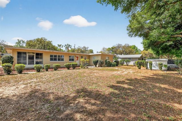 17923 FLORIDA STREET, Umatilla, FL 32784