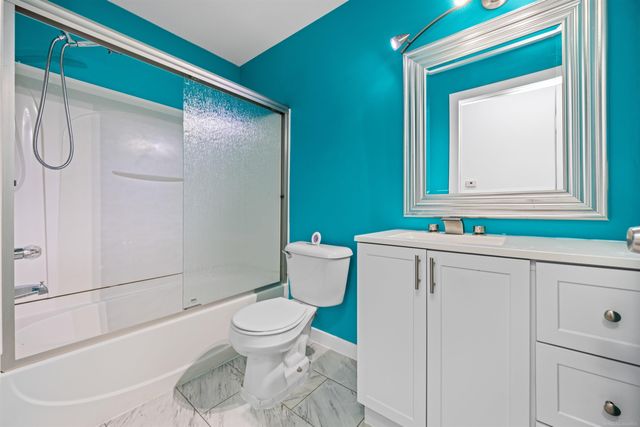 49143 W WOODS Drive, Shelby Twp, MI 48317