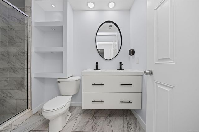 49143 W WOODS Drive, Shelby Twp, MI 48317