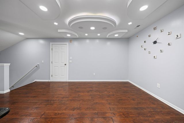 49143 W WOODS Drive, Shelby Twp, MI 48317