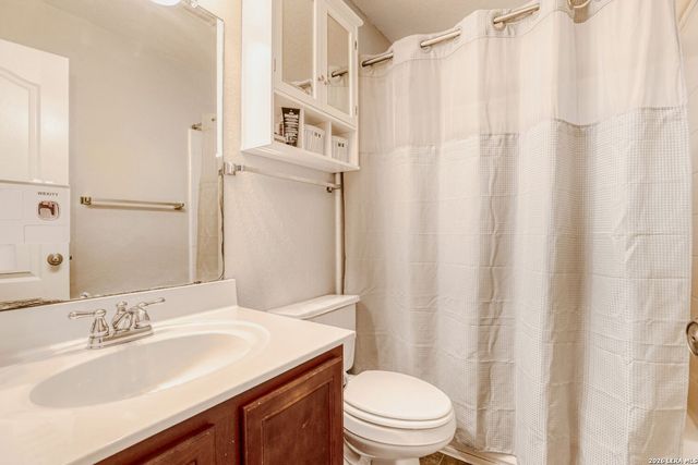 11058 Barclay, San Antonio, TX 78254