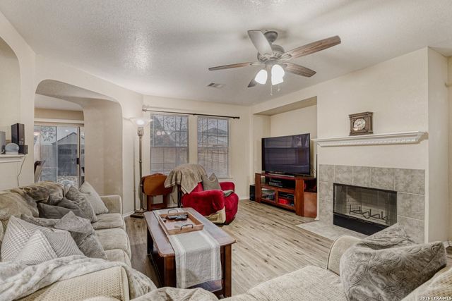 11058 Barclay, San Antonio, TX 78254