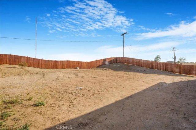 16105 Tawney Ridge Ln, Victorville, CA 92394