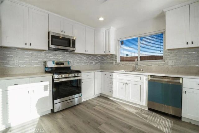 16105 Tawney Ridge Ln, Victorville, CA 92394