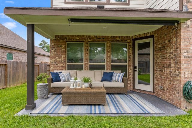 119 Bluebell Woods Way, Willis, TX 77318