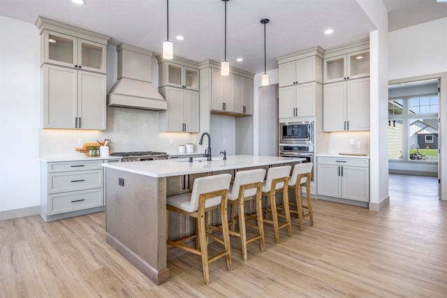 7008 Grange St, Kennewick, WA 99338