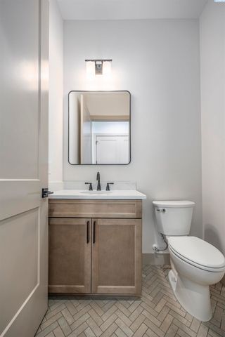 7008 Grange St, Kennewick, WA 99338