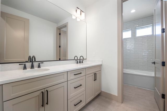 7008 Grange St, Kennewick, WA 99338