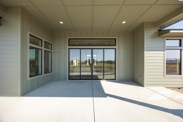 7008 Grange St, Kennewick, WA 99338