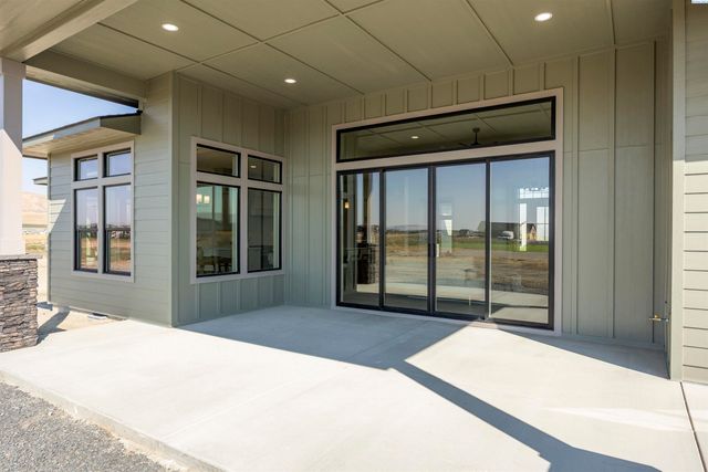 7008 Grange St, Kennewick, WA 99338