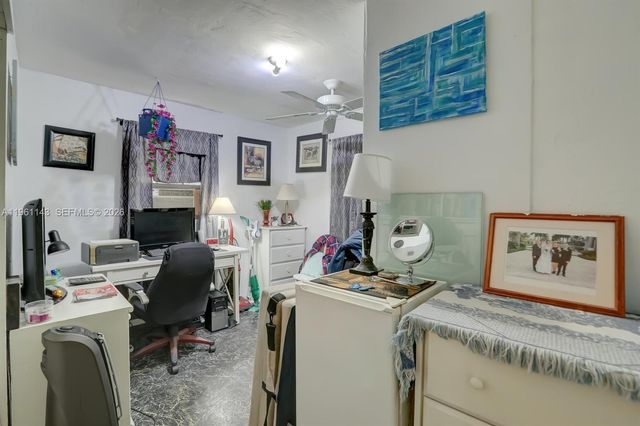 2200 SW 42nd Way, Fort Lauderdale, FL 33317