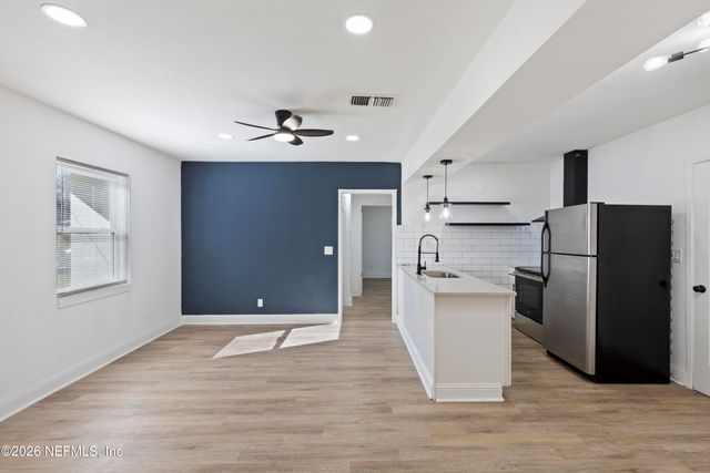 5873 OAKLANE Drive, Jacksonville, FL 32244