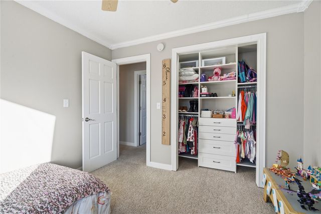 3270 28th Ave, Marion, IA 52302