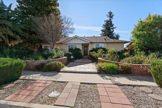 18746 Plummer Street, Northridge (los Angeles), CA 91324