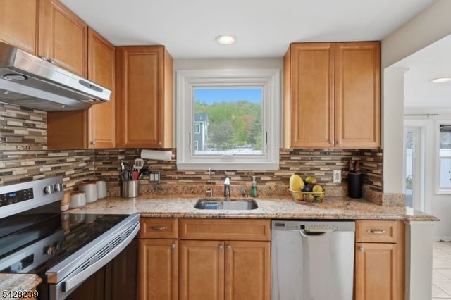 2419 Mountain Ave, Scotch Plains Twp., NJ 07076