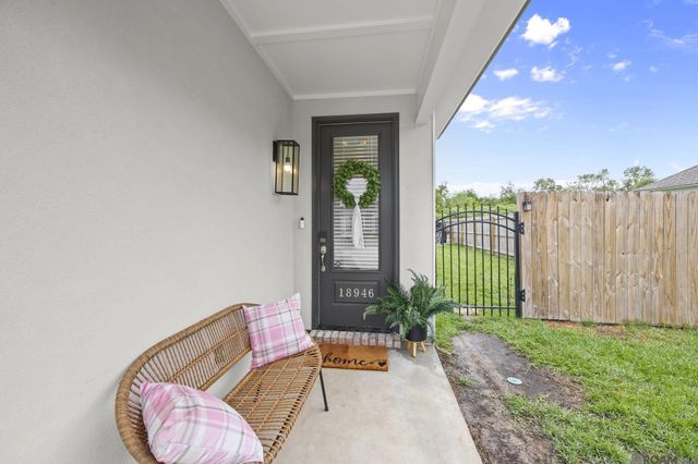 18946 PHARLAP WAY, Zachary, LA 70791