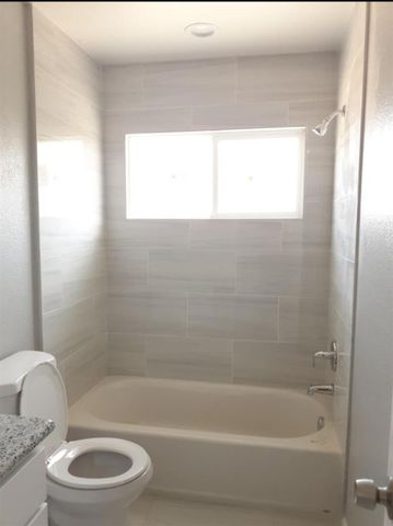 1065 Vermont Ave, Turlock, CA 95380