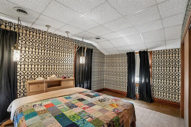 509 E Robinson Street, Knoxville, IA 50138