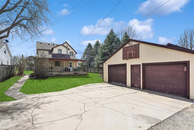 509 E Robinson Street, Knoxville, IA 50138