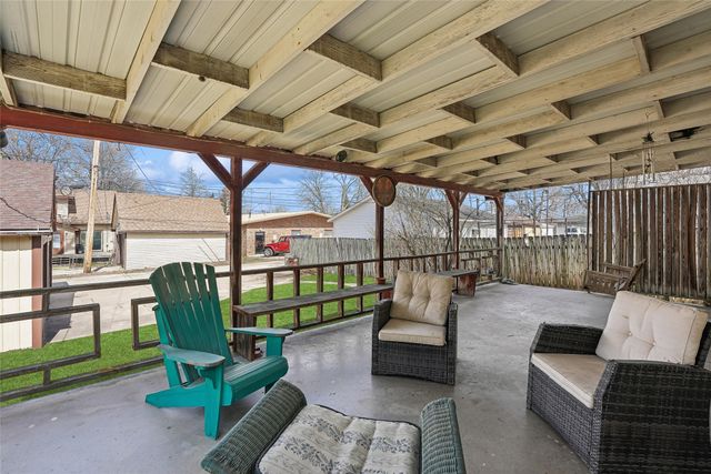 509 E Robinson Street, Knoxville, IA 50138