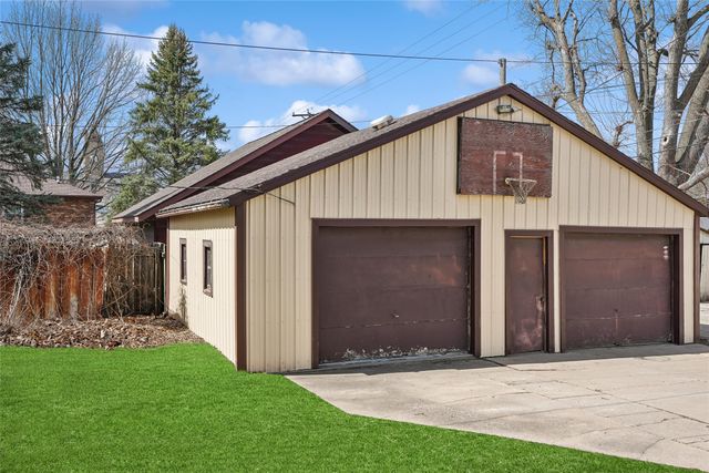 509 E Robinson Street, Knoxville, IA 50138