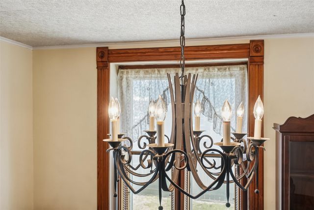 509 E Robinson Street, Knoxville, IA 50138