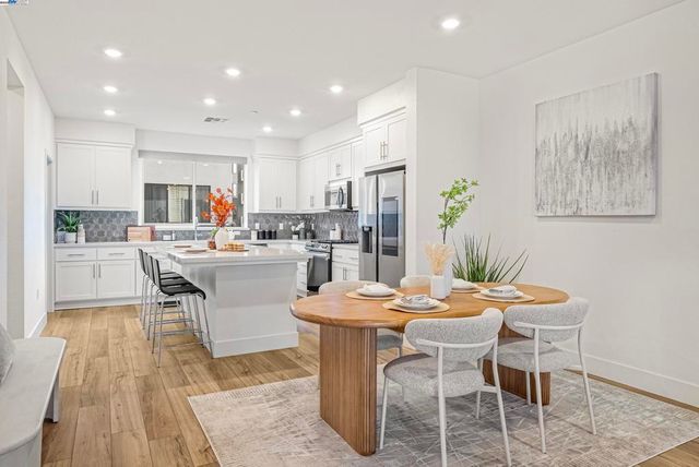 3285 Internet Cmn 1005, Fremont, CA 94538