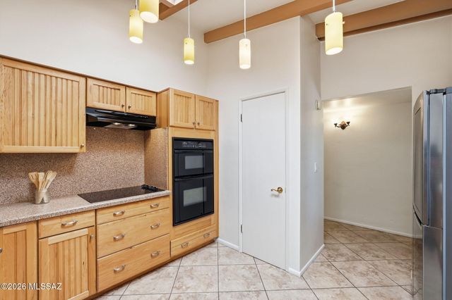 1045 W San Miguel Circle, Tucson, AZ 85704