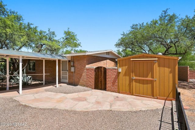 1045 W San Miguel Circle, Tucson, AZ 85704