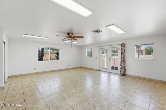 1045 W San Miguel Circle, Tucson, AZ 85704