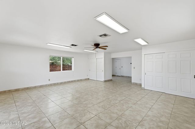 1045 W San Miguel Circle, Tucson, AZ 85704