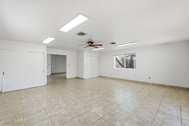 1045 W San Miguel Circle, Tucson, AZ 85704