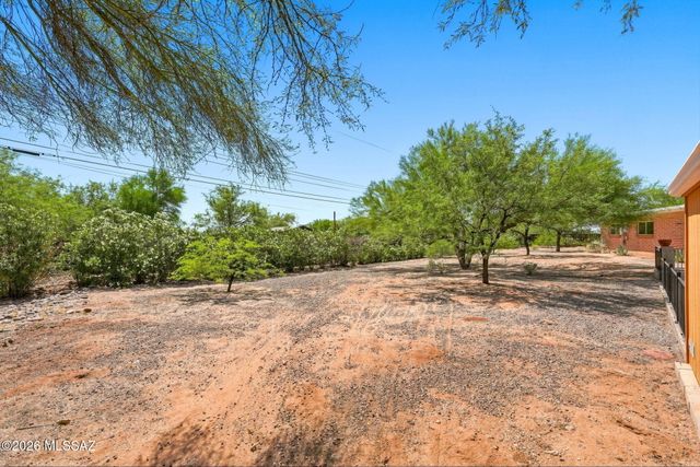 1045 W San Miguel Circle, Tucson, AZ 85704