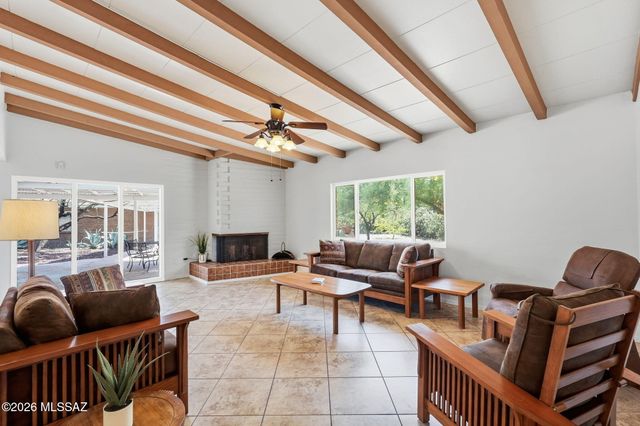 1045 W San Miguel Circle, Tucson, AZ 85704