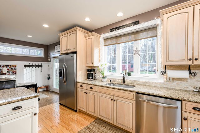 1278 Avon Boulevard, Cheshire, CT 06410