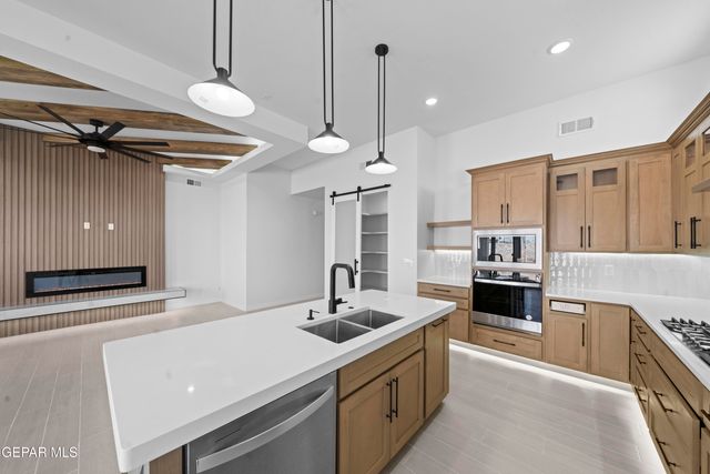 14017 Paseo Original Court, Horizon City, TX 79928